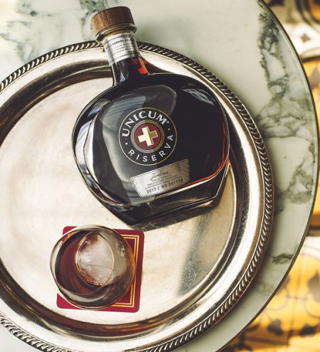 Likér Unicum Riserva Bylinný 40% 0,7L Krabička - Image 3